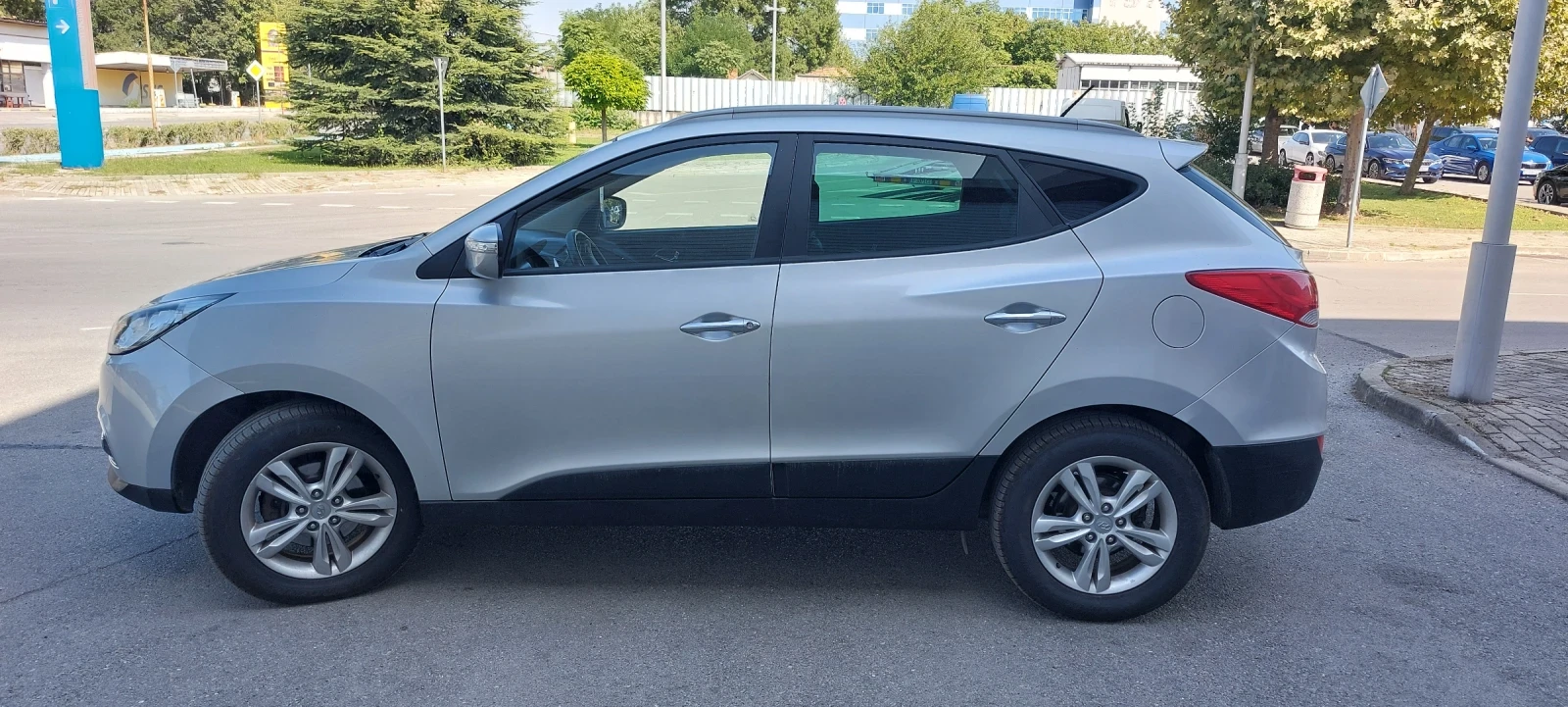 Hyundai IX35, снимка 4 - Автомобили и джипове - 56105248