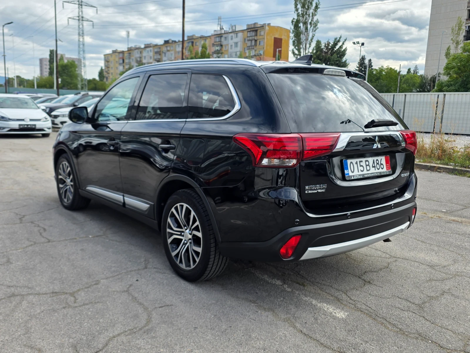 Mitsubishi Outlander 2.0i 150k.c 4x4 ITALIA EURO 6B , снимка 6 - Автомобили и джипове - 56229621