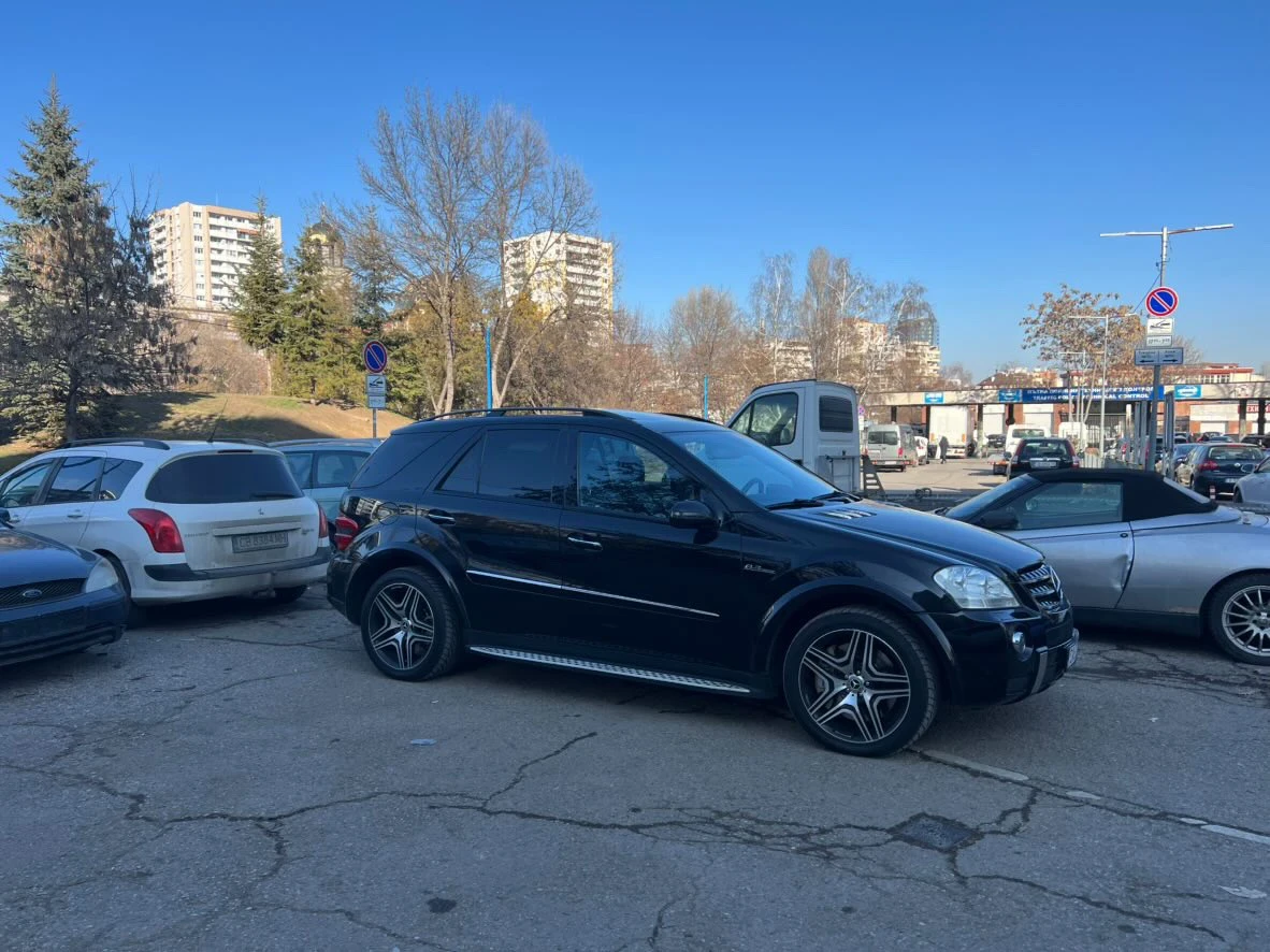 Mercedes-Benz ML 63 AMG, снимка 5 - Автомобили и джипове - 56468606
