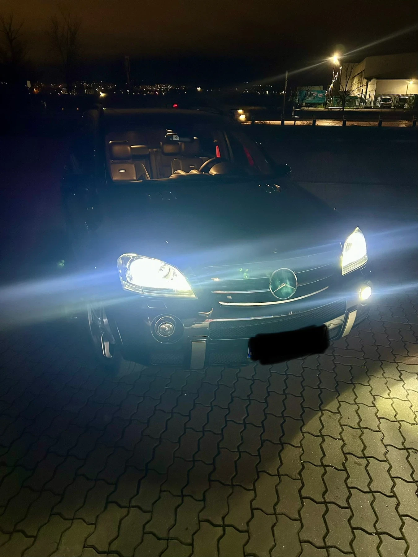 Mercedes-Benz ML 63 AMG, снимка 11 - Автомобили и джипове - 56468606