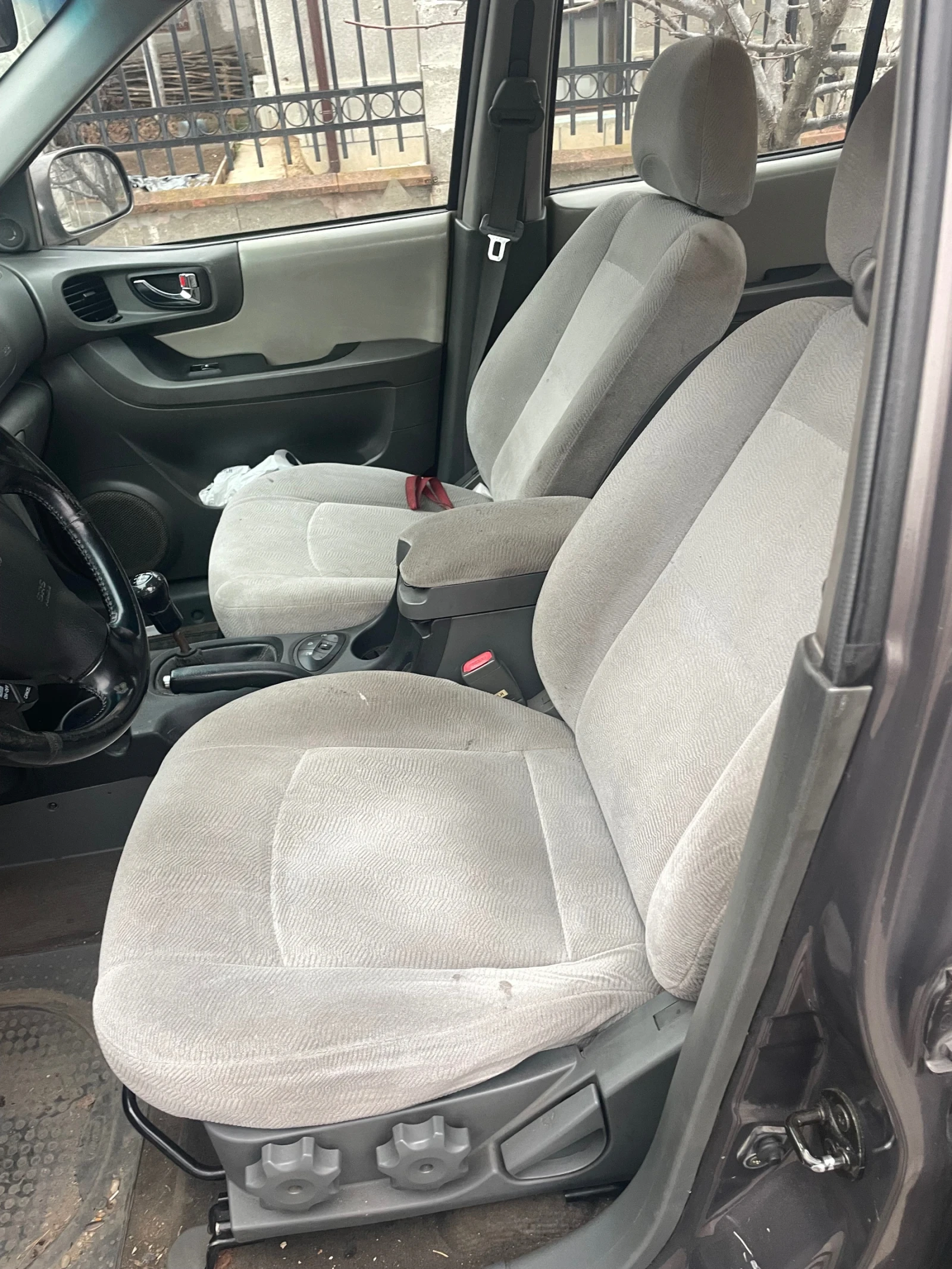 Hyundai Santa fe 2.0 CRDI 125PS, снимка 7 - Автомобили и джипове - 56641990