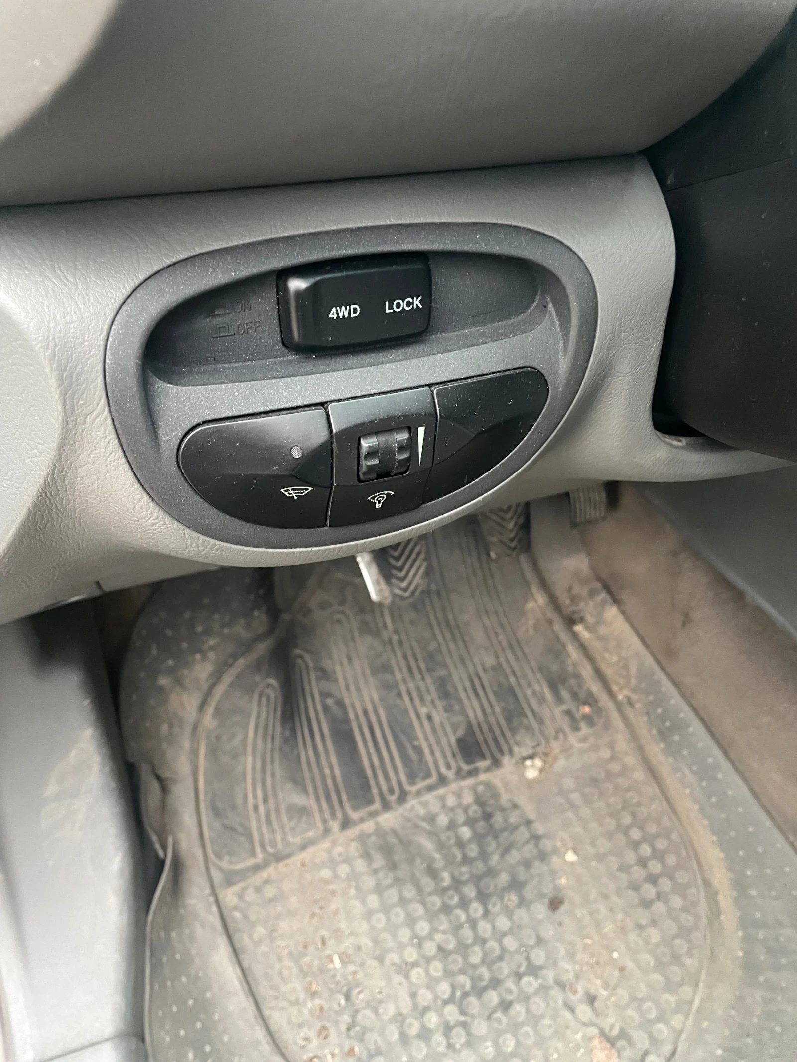 Hyundai Santa fe 2.0 CRDI 125PS, снимка 9 - Автомобили и джипове - 56641990