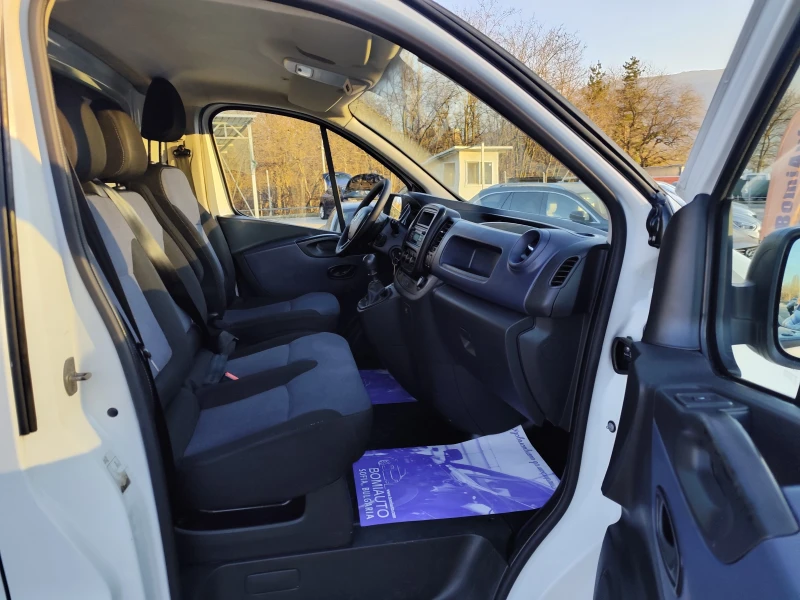 Opel Vivaro 1.6CRDi* EURO6B* KLIMA* N1* 3 MECTA* , снимка 10 - Бусове и автобуси - 49010196