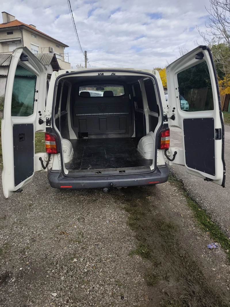 VW Transporter 1.9 TDi, снимка 14 - Бусове и автобуси - 52553563