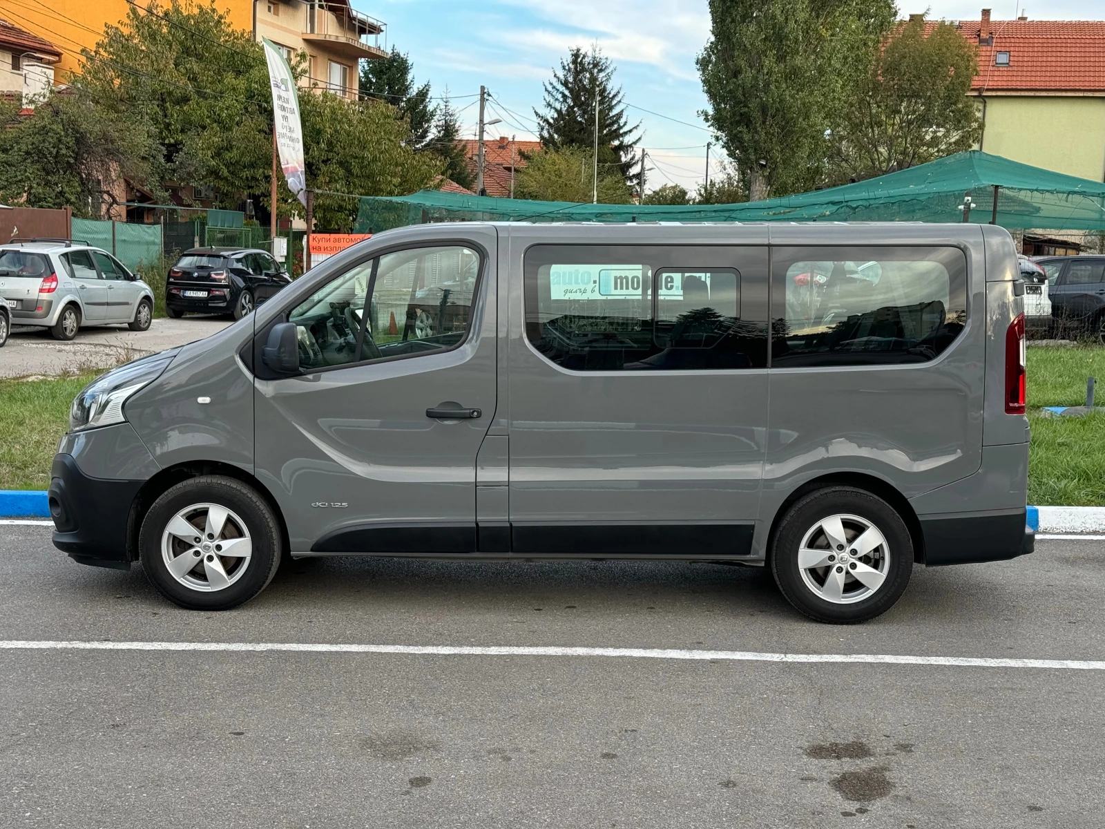 Renault Trafic DCI 9-Местен - изображение 8