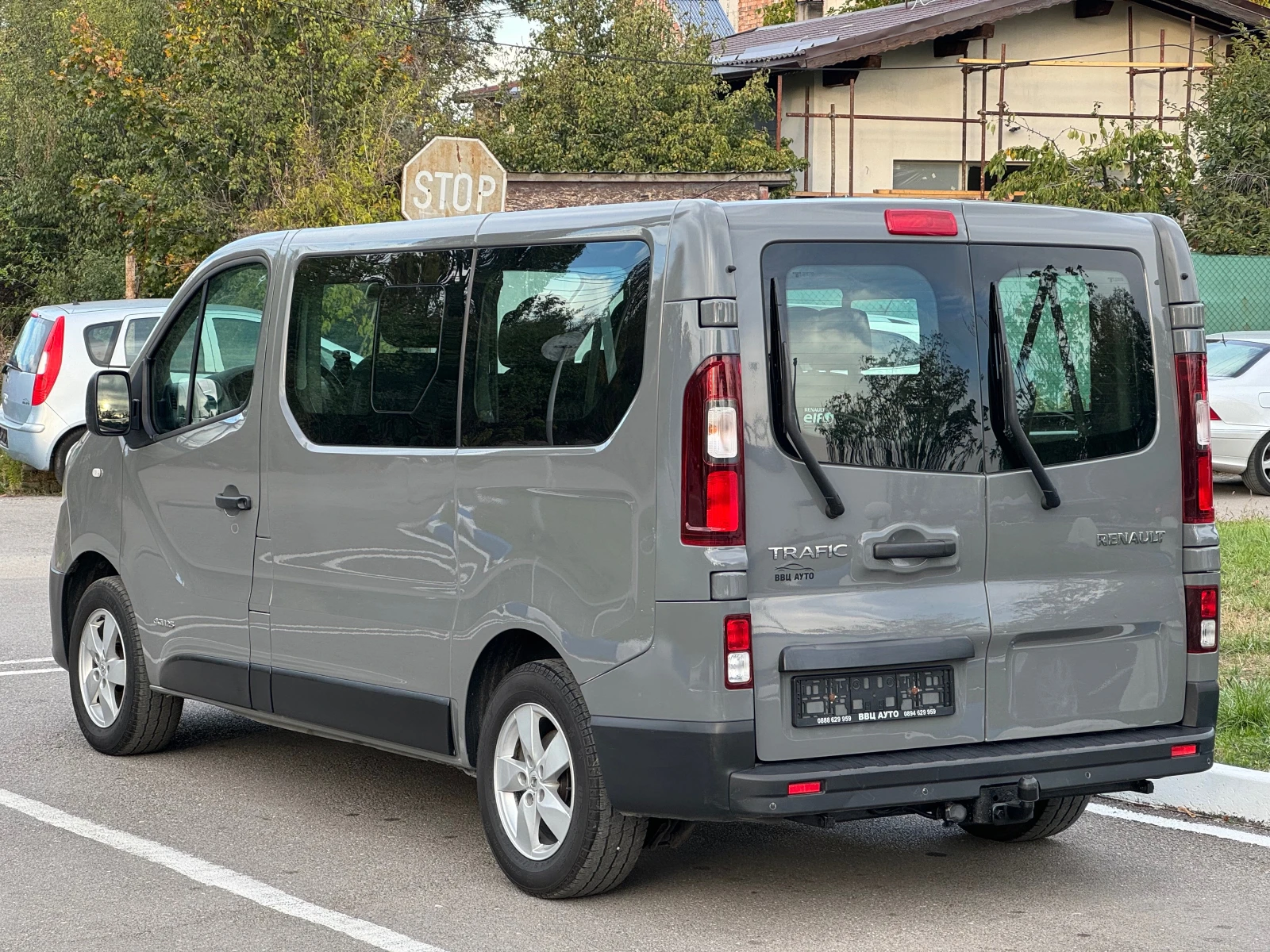 Renault Trafic DCI 9-Местен - изображение 7