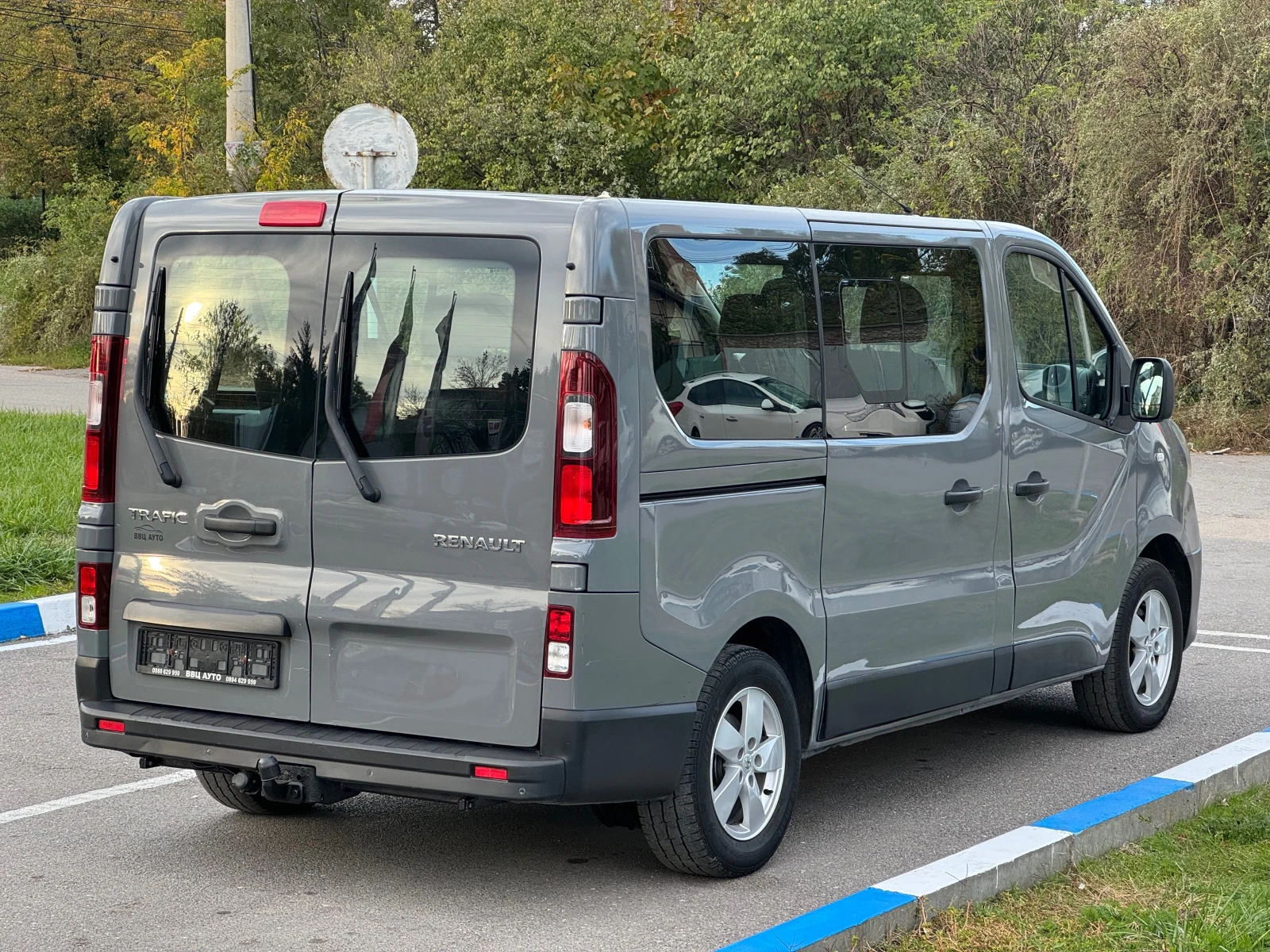 Renault Trafic DCI 9-Местен - изображение 5