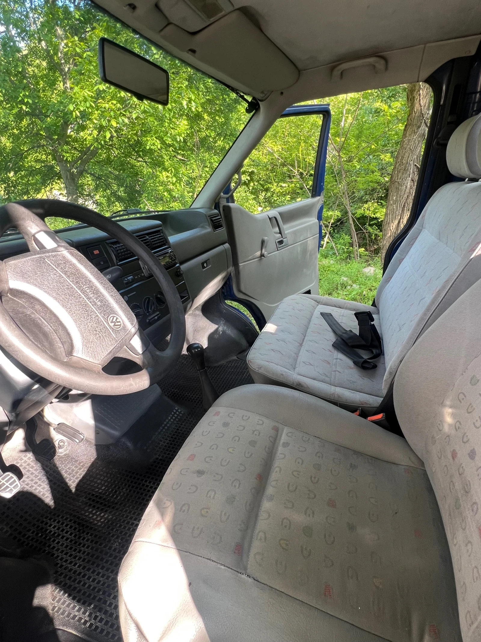 VW Transporter 2.5TDI 102k.c - изображение 6