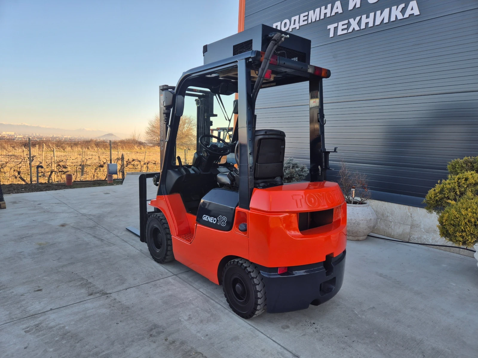  Toyota 1.8  /  /  /  | Mobile.bg   3