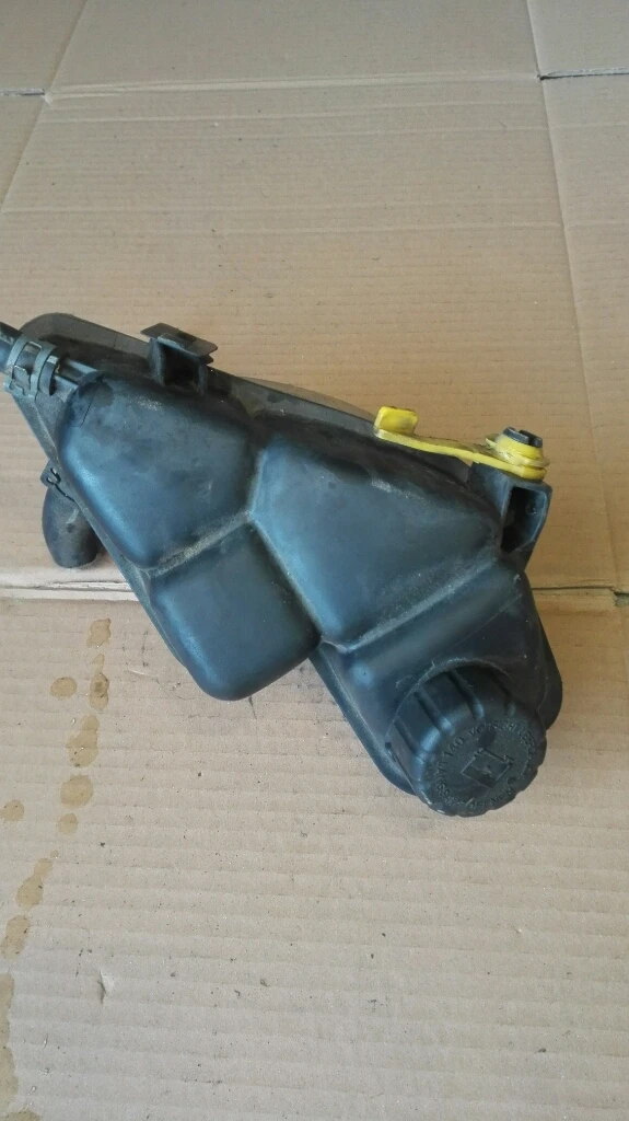 Казанче антифриз Мерцедес А170 цди