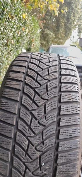 Гуми Зимни 205/60R16, снимка 4