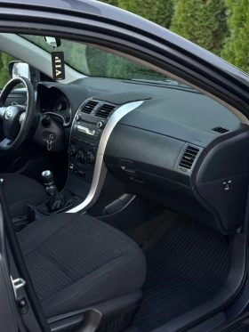 Toyota Corolla 2011 FACELIFT , снимка 15