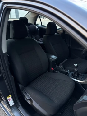 Toyota Corolla 2011 FACELIFT , снимка 14