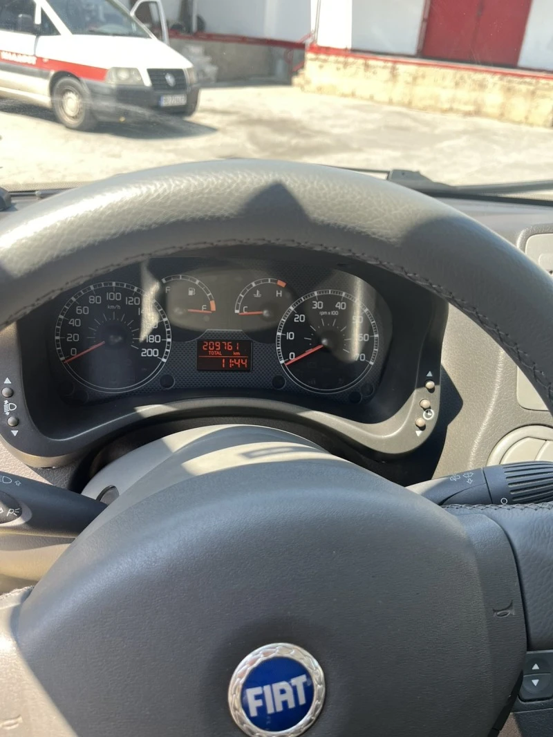 Fiat Panda 1.3 4x4, снимка 4 - Автомобили и джипове - 48411036