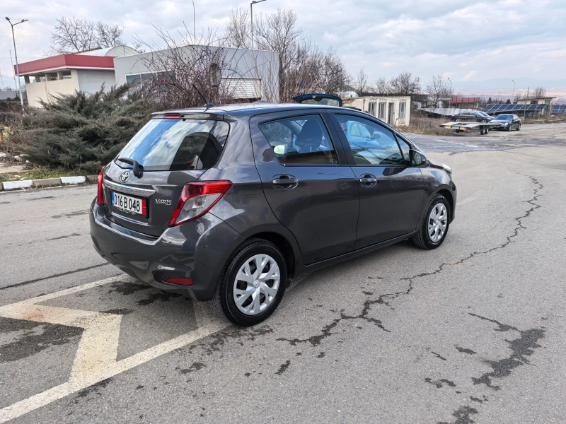 Toyota Yaris 1.0VVTI navi, снимка 6 - Автомобили и джипове - 49280181