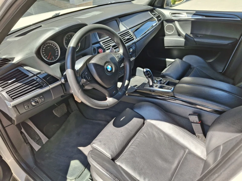 BMW X5M  Performance, снимка 11 - Автомобили и джипове - 51317767