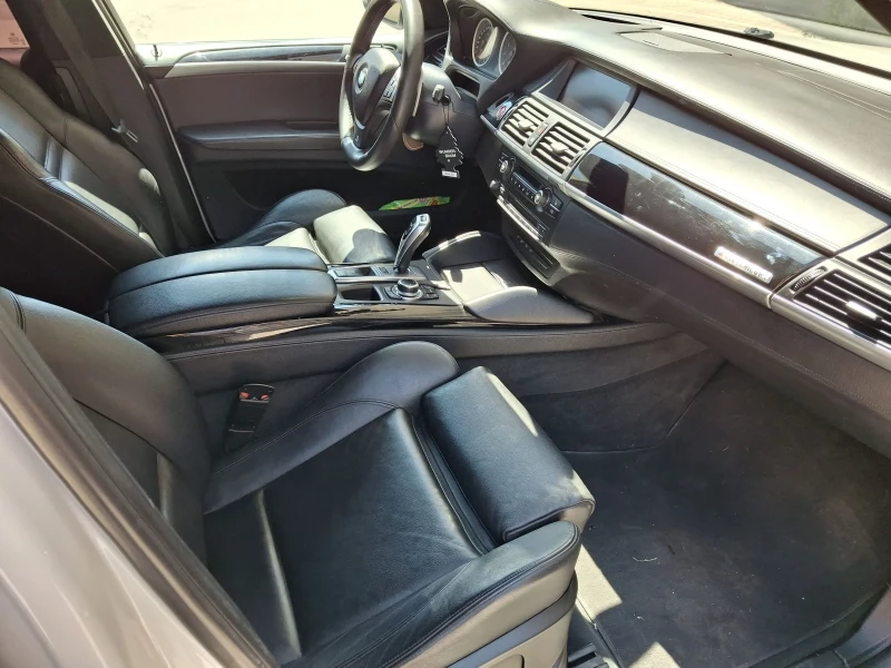 BMW X5M  Performance, снимка 14 - Автомобили и джипове - 51317767