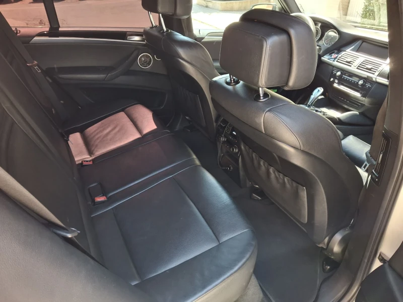 BMW X5M  Performance, снимка 13 - Автомобили и джипове - 51317767