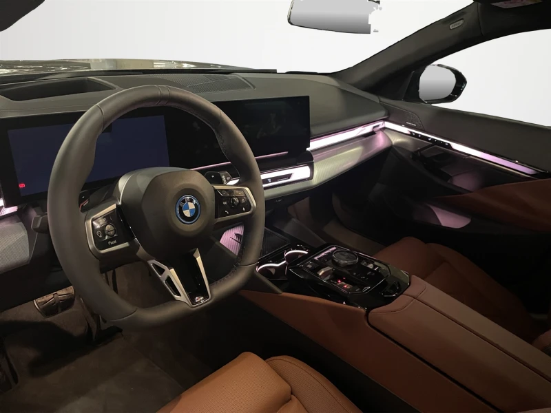 BMW 550 xDrive Touring, снимка 6 - Автомобили и джипове - 51484603