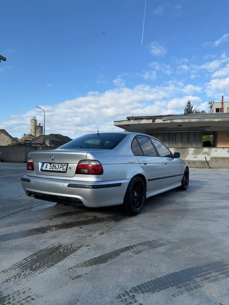 BMW 520 520d, снимка 6 - Автомобили и джипове - 52425246