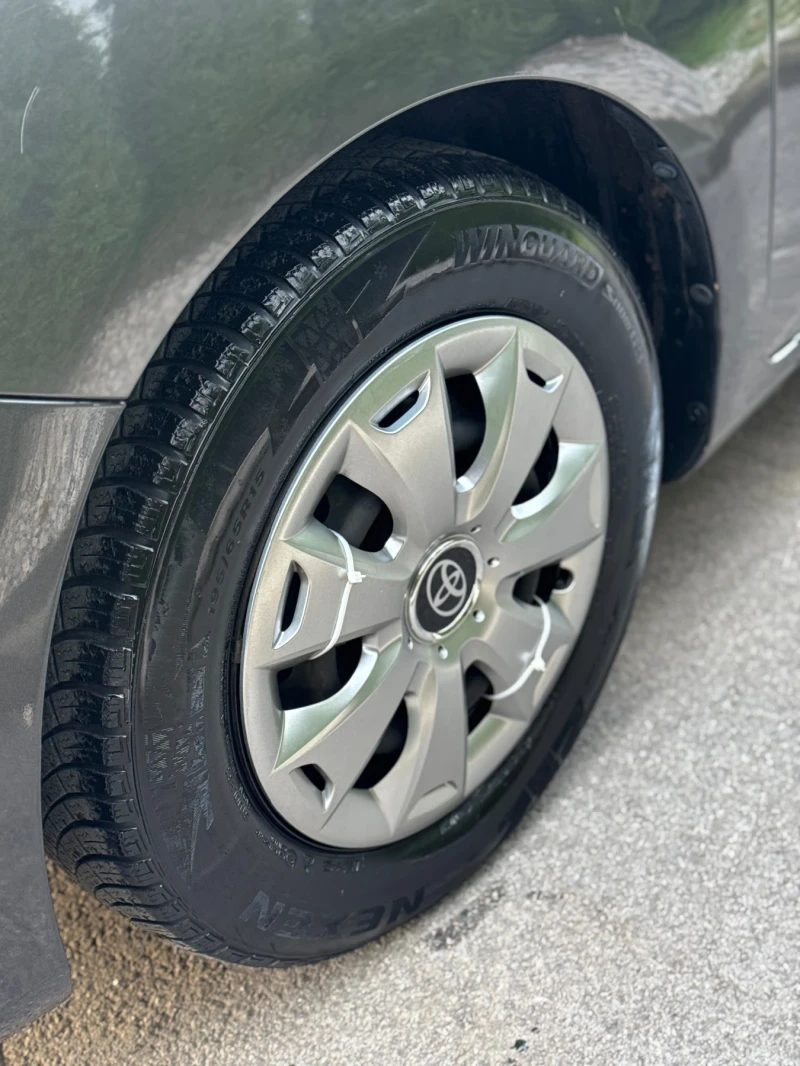 Toyota Corolla 2011 FACELIFT , снимка 10 - Автомобили и джипове - 52795052