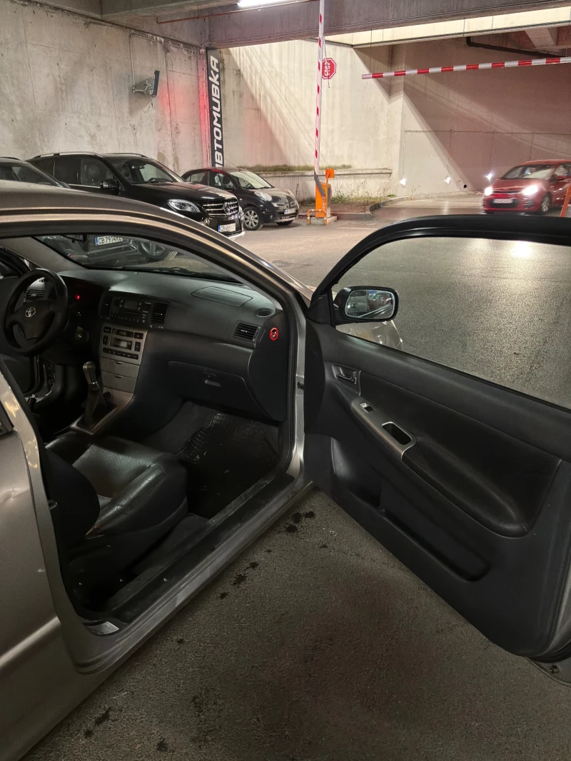 Toyota Corolla T sport, снимка 12 - Автомобили и джипове - 52868354