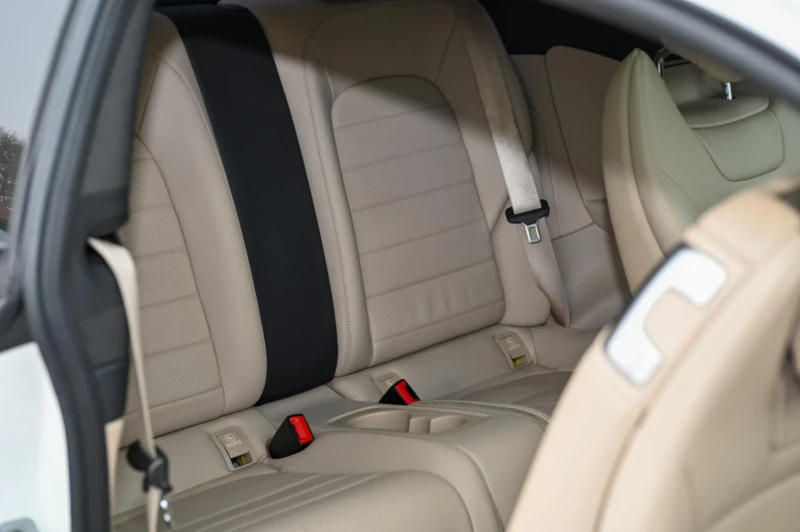 Mercedes-Benz C 300 С-300, снимка 9 - Автомобили и джипове - 52893900