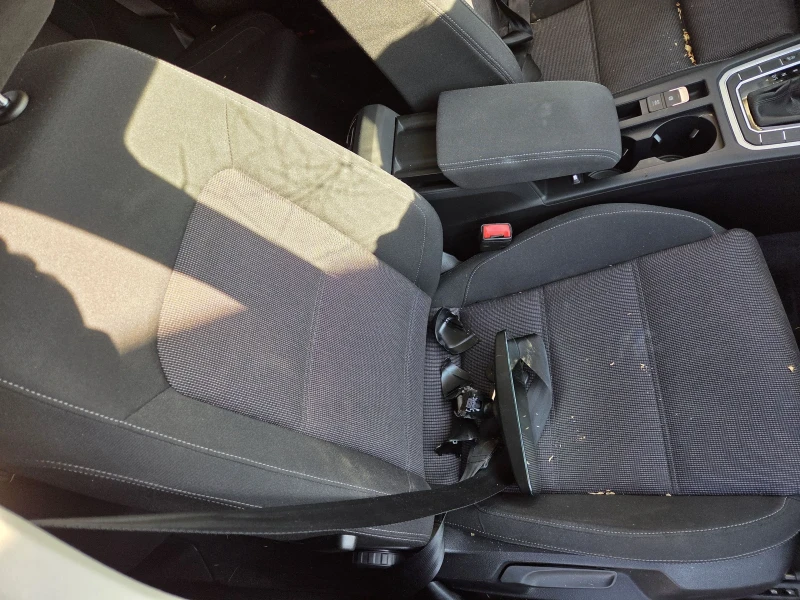 VW Passat, снимка 10 - Автомобили и джипове - 52923435