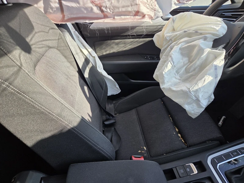 VW Passat, снимка 9 - Автомобили и джипове - 52923435