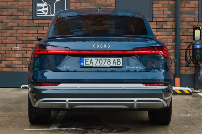 Audi E-Tron 55 Sportback Quattro S Line, снимка 5 - Автомобили и джипове - 53447909