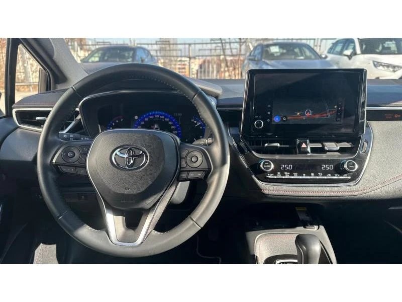 Toyota Corolla HB 1.8 HSD Premium BiTone, снимка 12 - Автомобили и джипове - 48891921