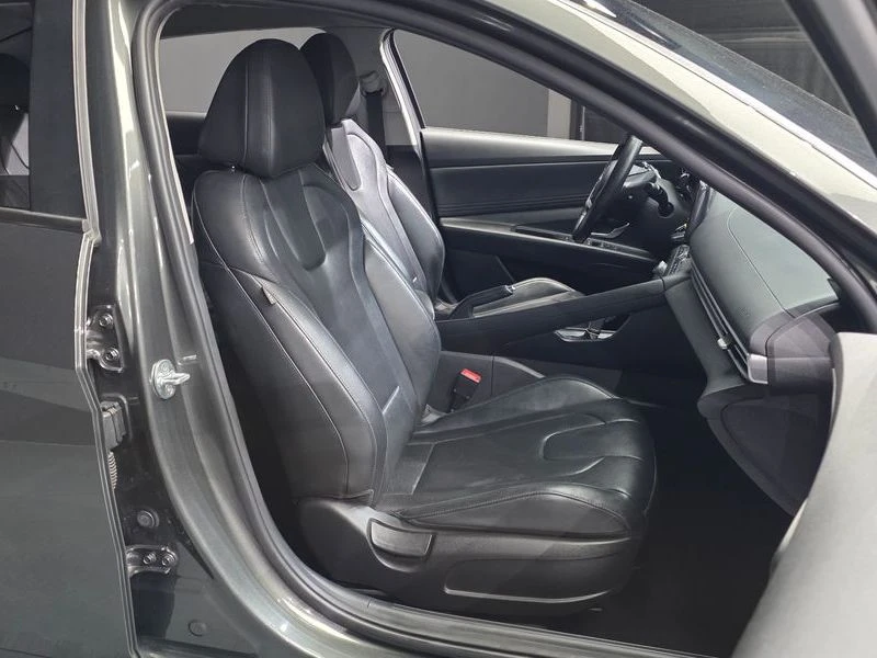Hyundai Elantra 1.6 Automatic, снимка 12 - Автомобили и джипове - 55689784