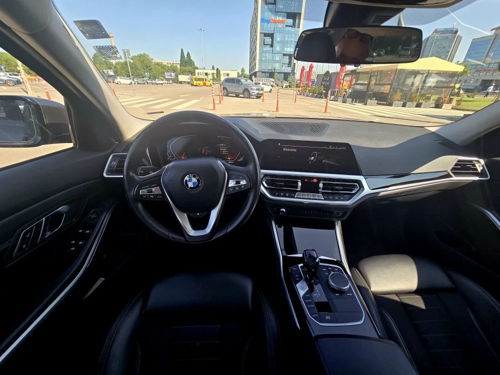 BMW 330 3.0  2020g  254кс на 109хиляди километра  - изображение 5