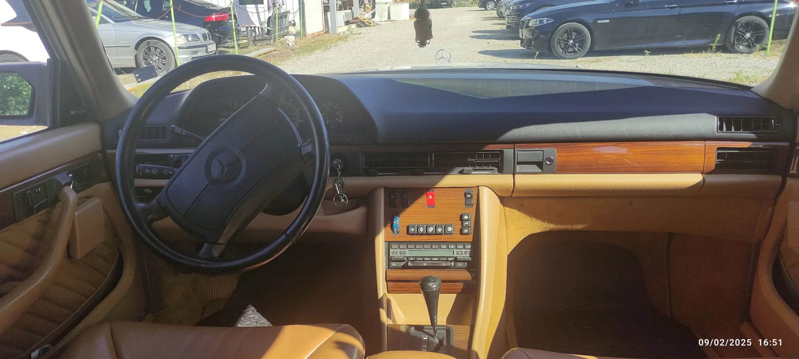 Mercedes-Benz 300 SEL - изображение 8