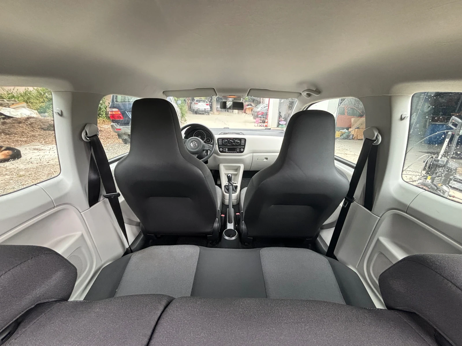 VW Up 1.0 move up! - изображение 6