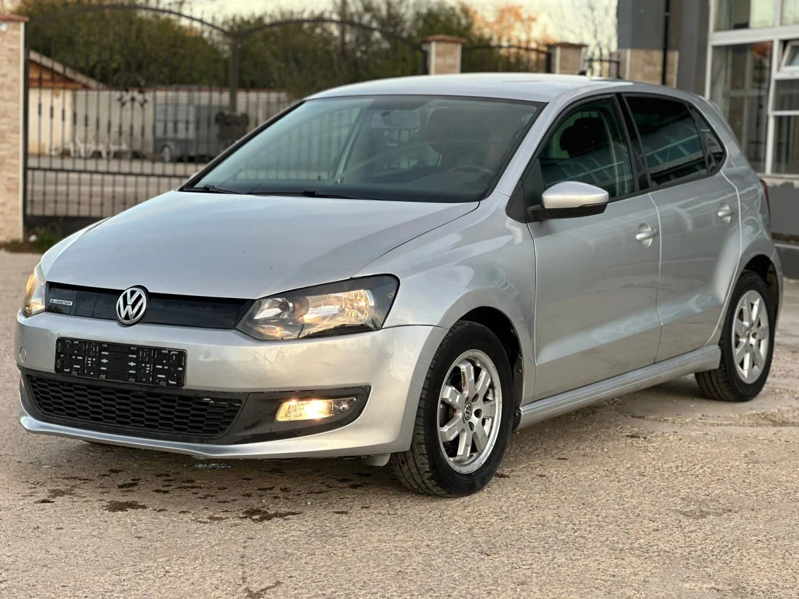 VW Polo 1.2 ТДИ - изображение 2