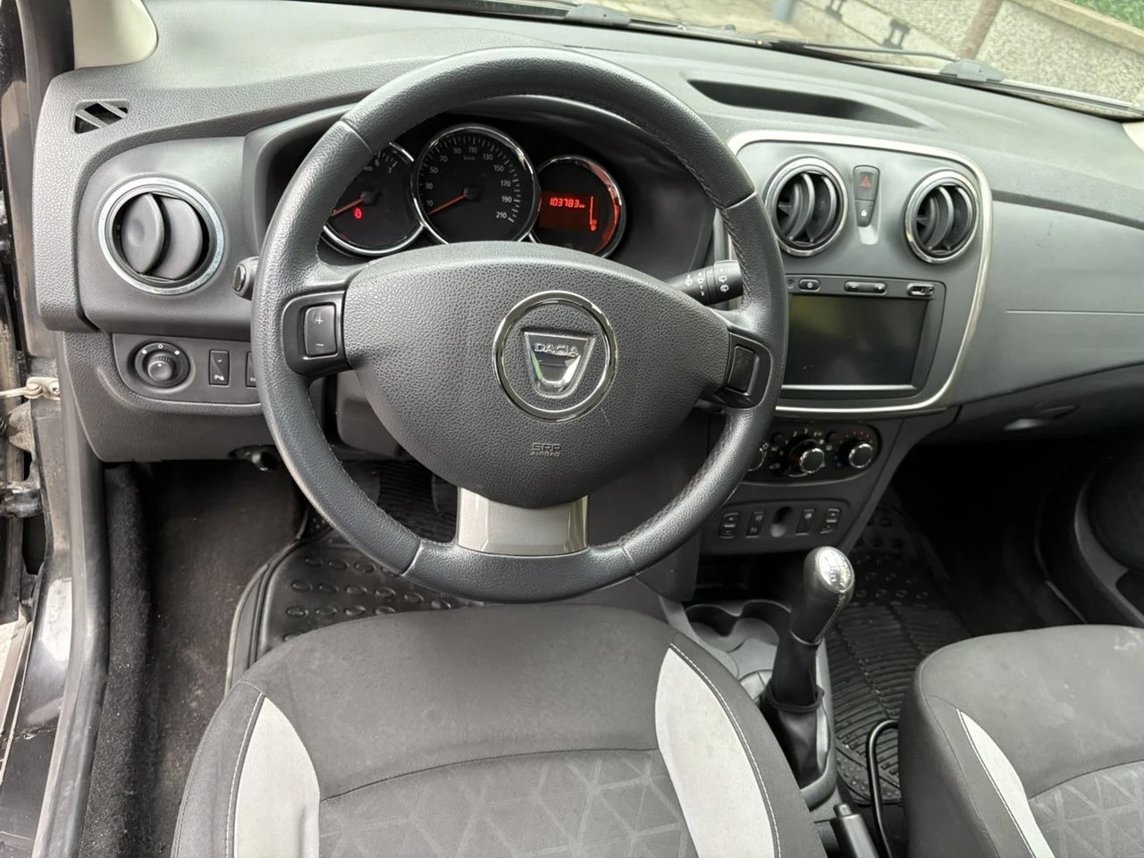 Dacia Sandero | Mobile.bg   9