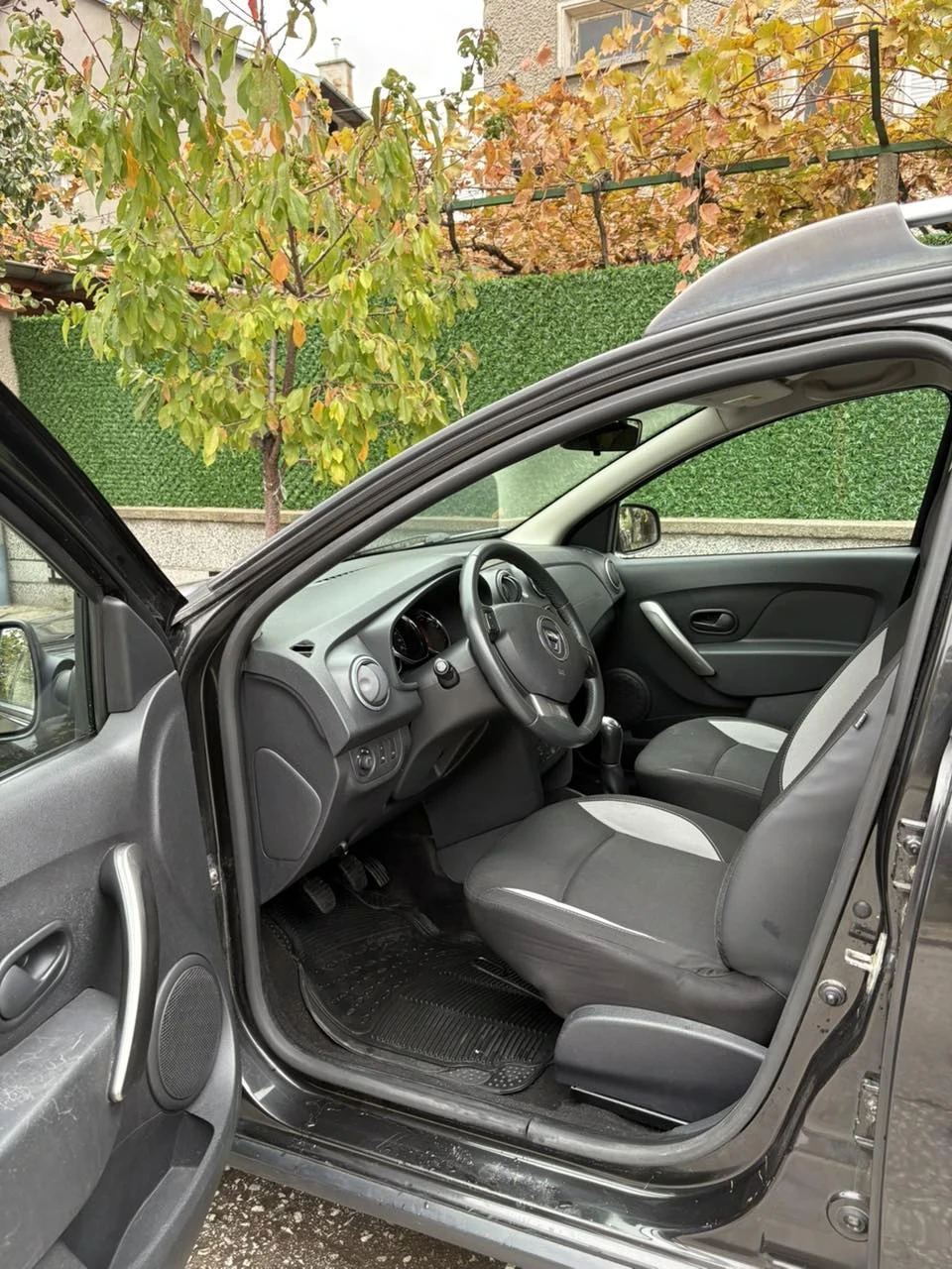 Dacia Sandero | Mobile.bg   8