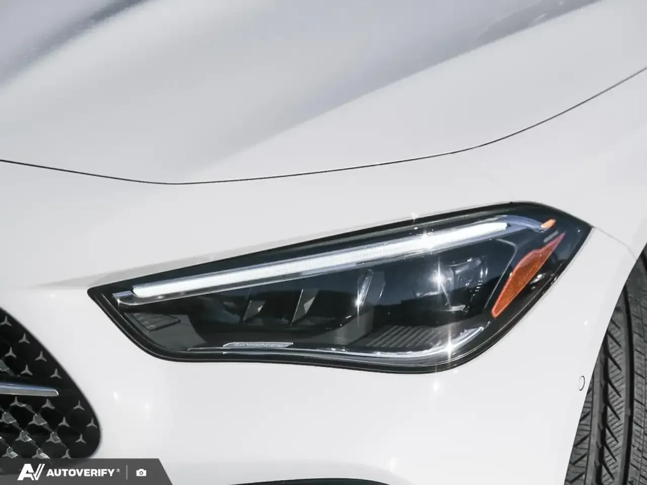 Mercedes-Benz CLE 300 4MATIC * PANO * AMG Line * NIGHT PKG * ARTICO - изображение 4