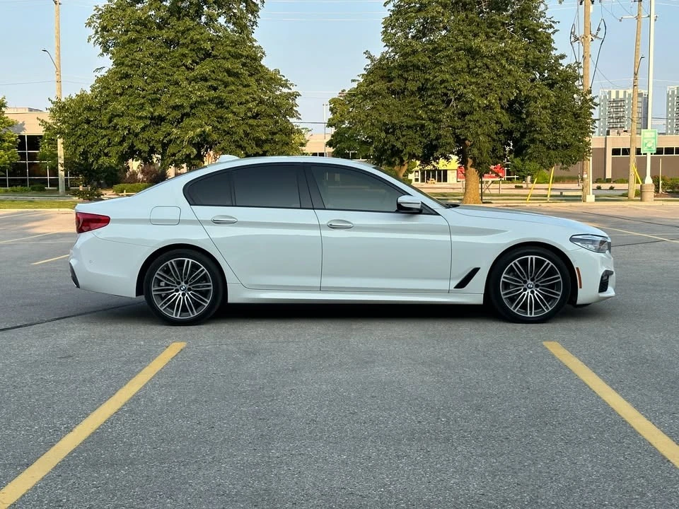 BMW 530 XDRIVE * * CARFAX * * АВТОКРЕДИТ * *  - изображение 5