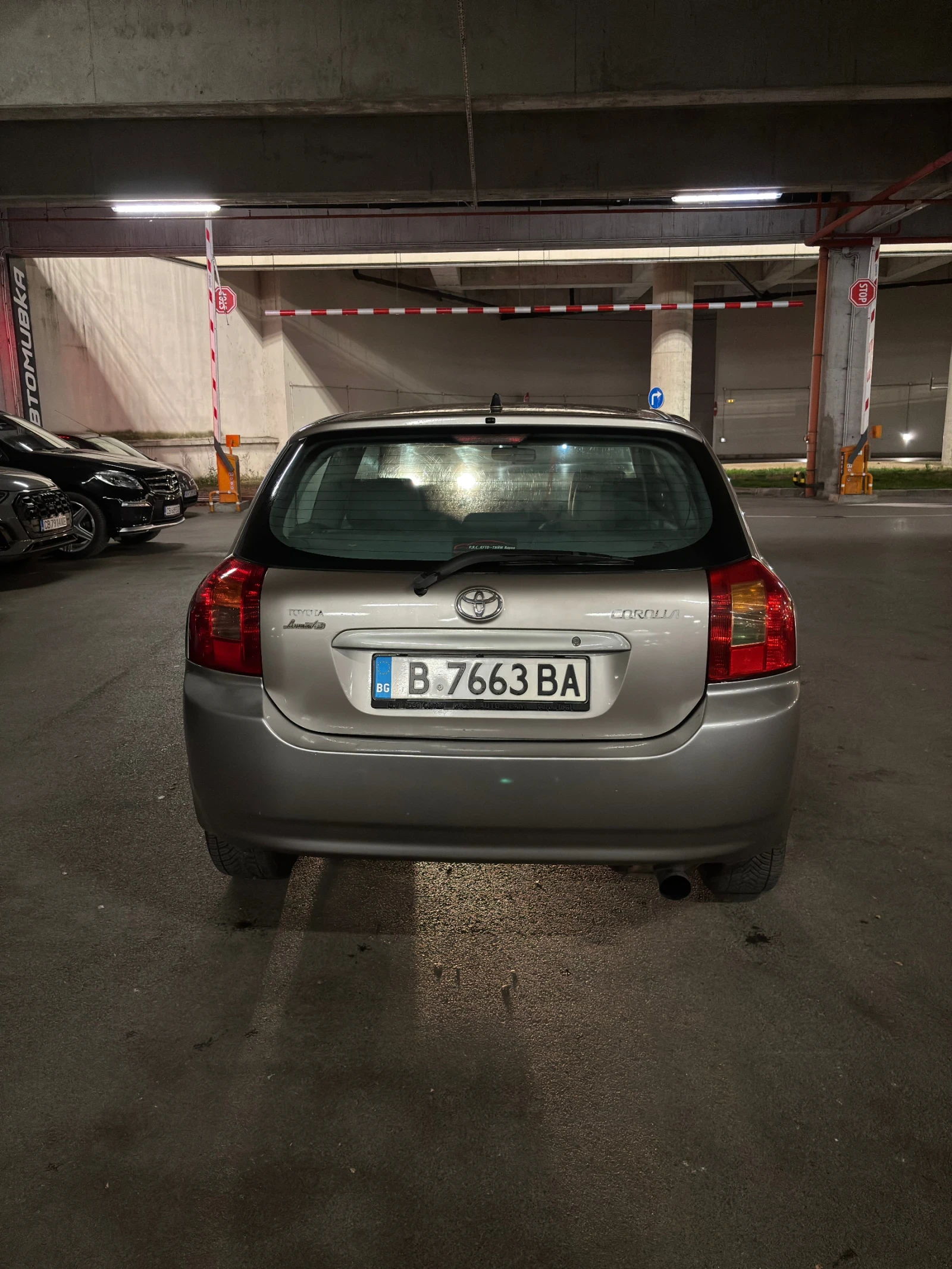 Toyota Corolla T sport - изображение 4