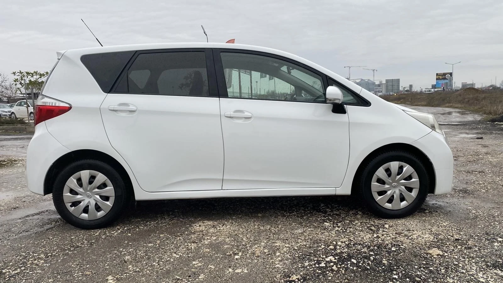 Toyota Verso S 1.4 D4D panorama - изображение 7