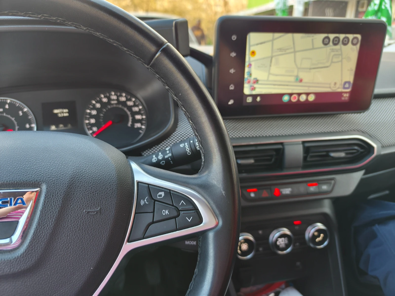 Dacia Jogger Extreme Eco-G 100 6+ 1, снимка 2 - Автомобили и джипове - 53936841