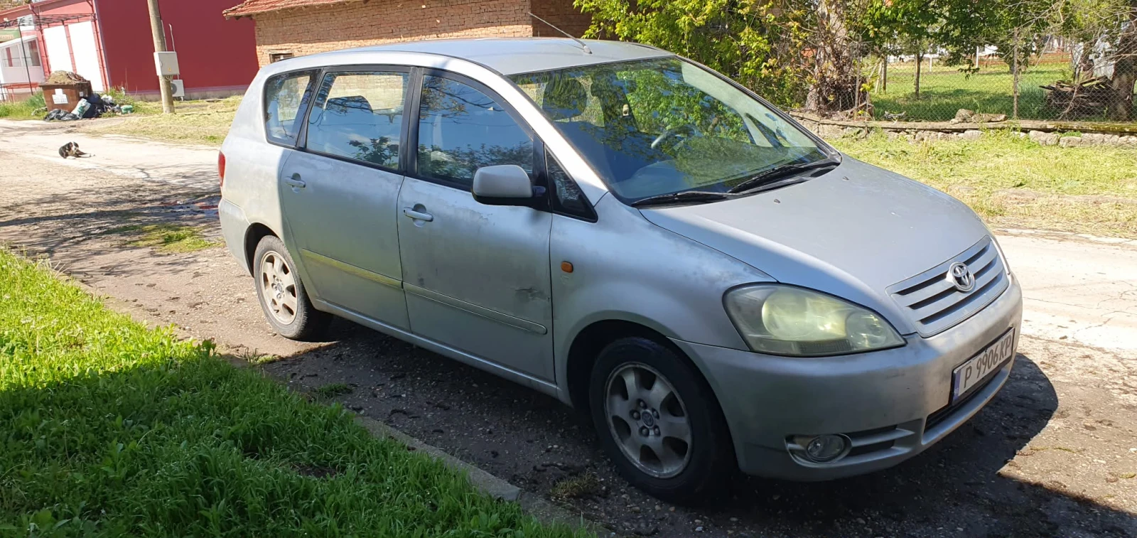 Toyota Avensis verso, снимка 2 - Автомобили и джипове - 54377412