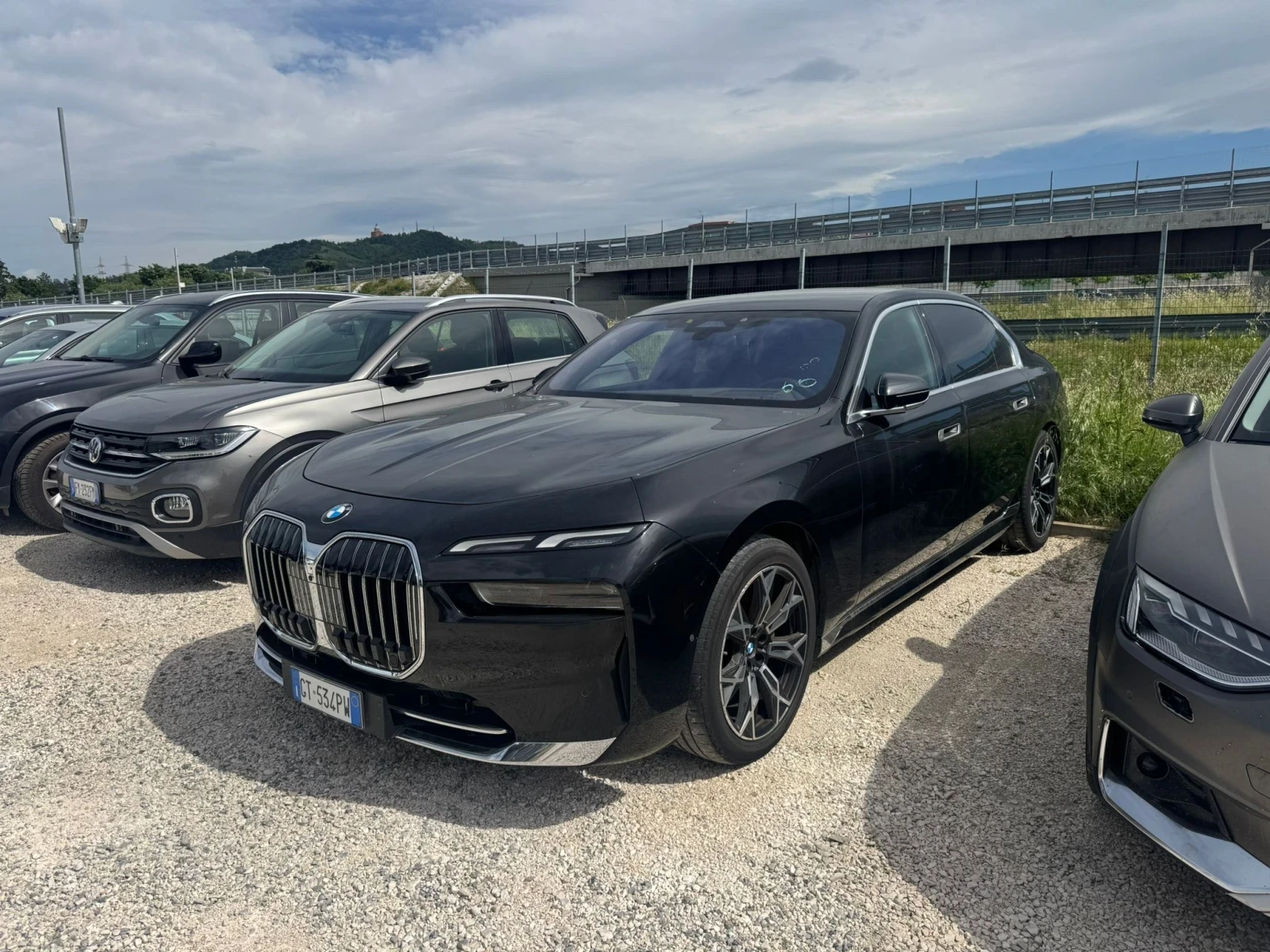 BMW 740, снимка 3 - Автомобили и джипове - 54607960