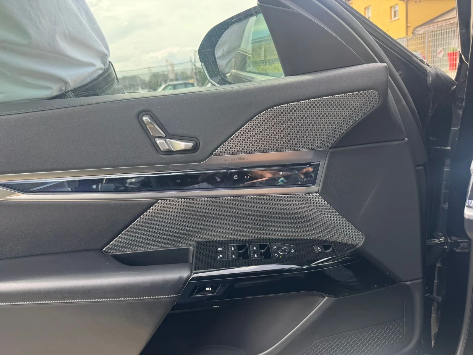 BMW 740, снимка 8 - Автомобили и джипове - 54607960