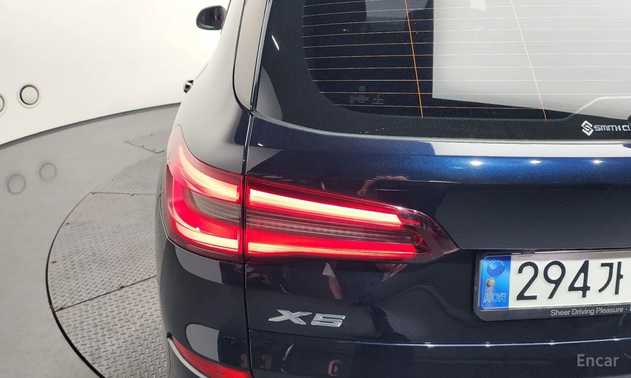 BMW X5M ОБДУХВАНЕ * ДИСТРОНИК * HEAD-UP * H/K * , снимка 9 - Автомобили и джипове - 55189090