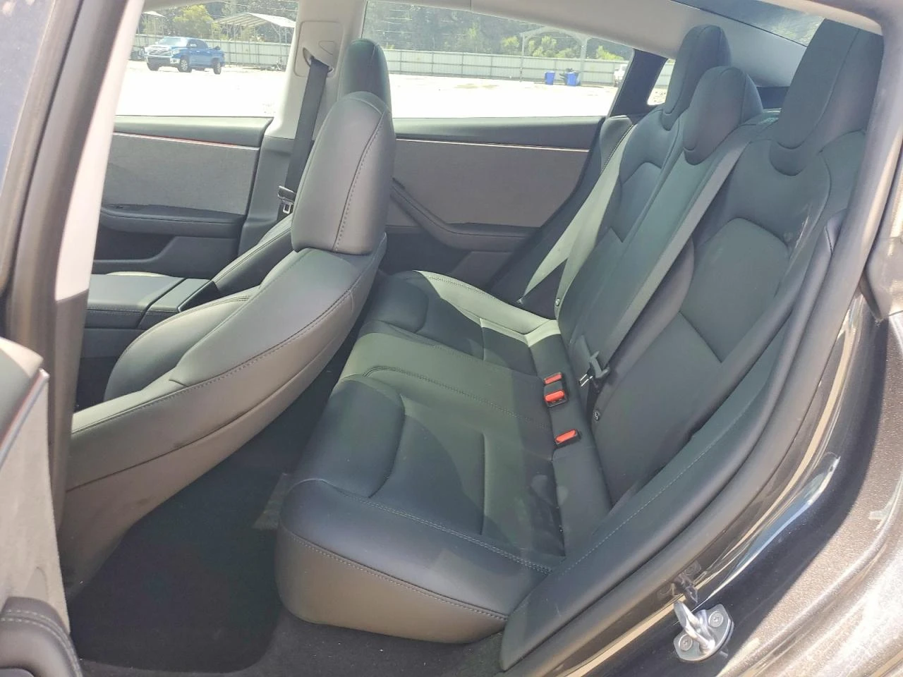 Tesla Model 3, снимка 10 - Автомобили и джипове - 55272193