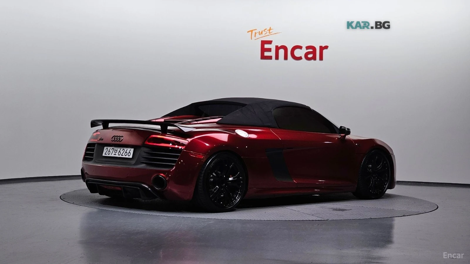 Audi R8 5.2 V10 SPIDER* КОЖА* ПОДГРЕВ* КАМЕРА, снимка 2 - Автомобили и джипове - 55322980