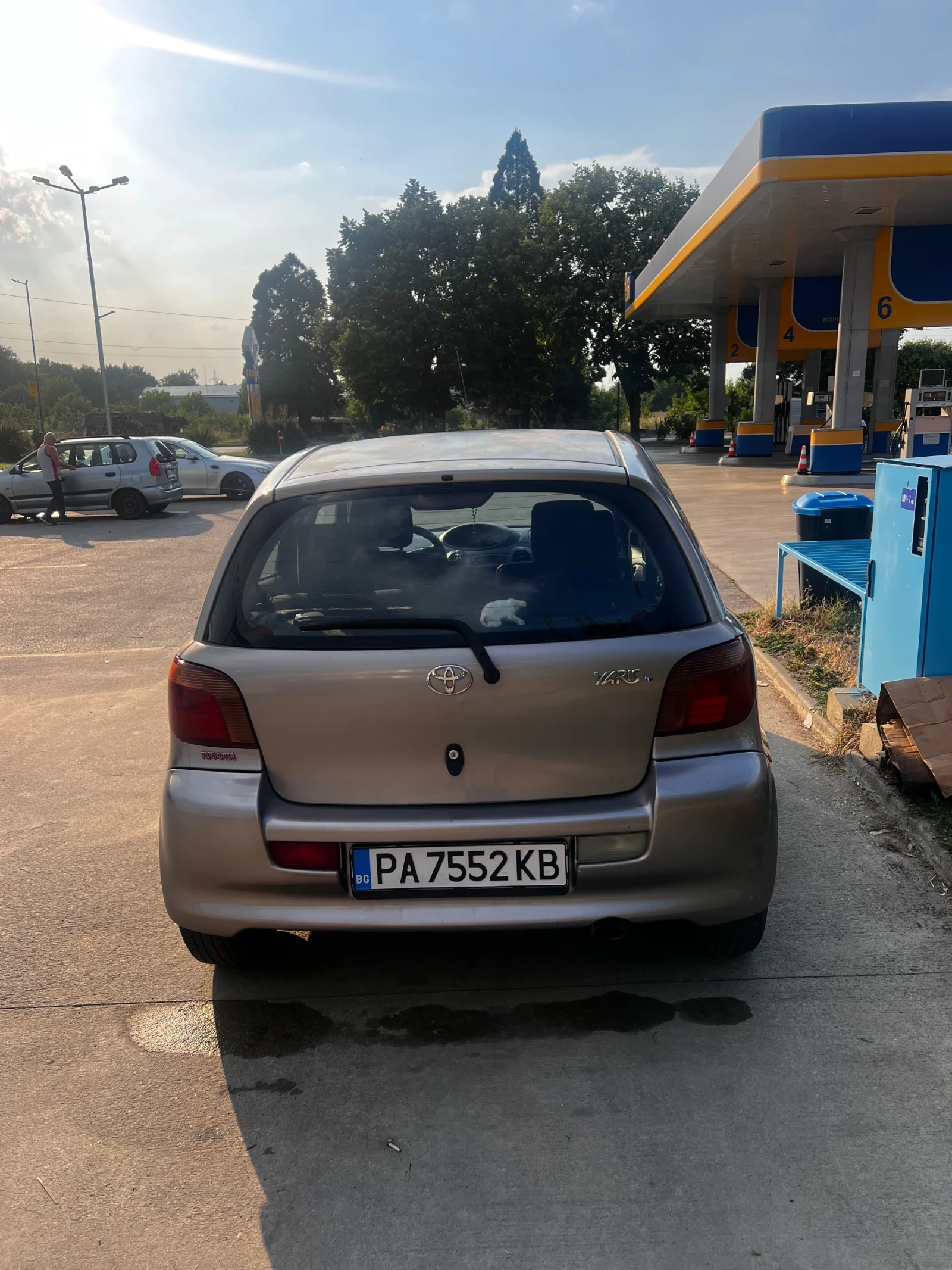 Toyota Yaris 1, 5 vt-i, снимка 6 - Автомобили и джипове - 55342410